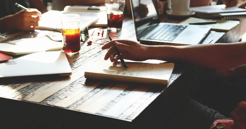 À quoi sert LinkedIn vraiment ? Les 4 usages majeurs